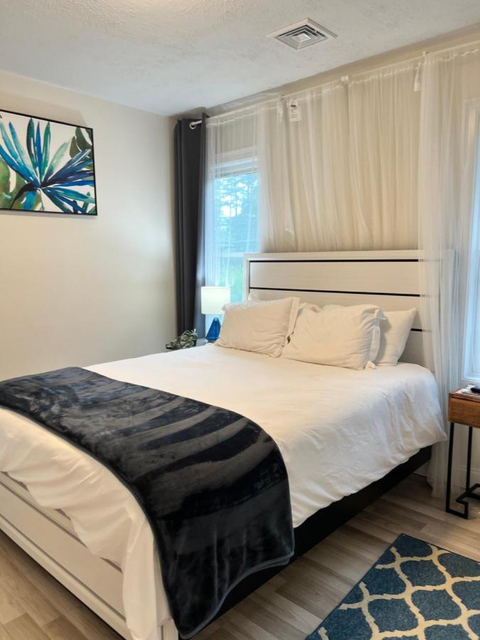 Private Luxury Framingham Condo Near Boston Exteriör bild