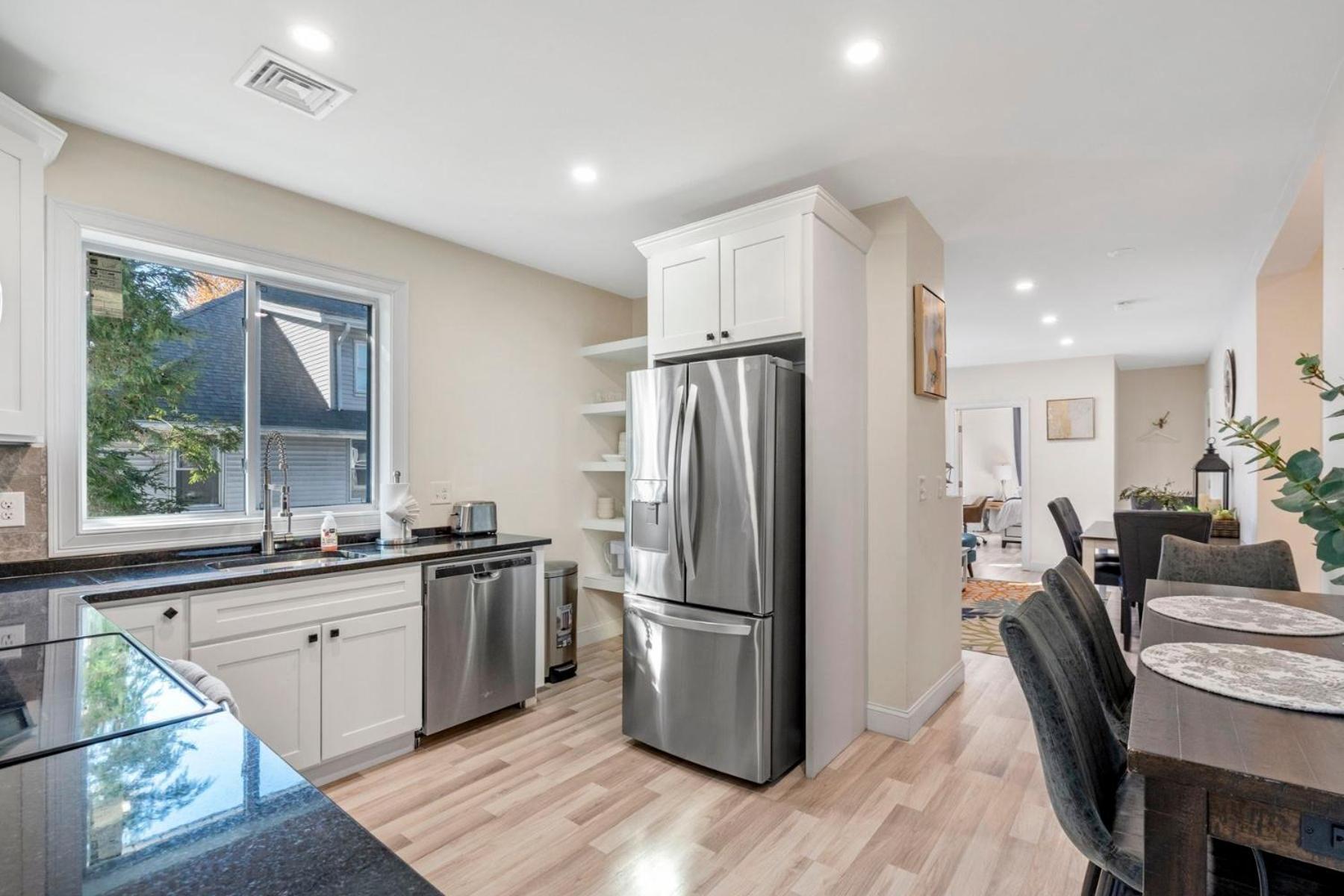Private Luxury Framingham Condo Near Boston Exteriör bild